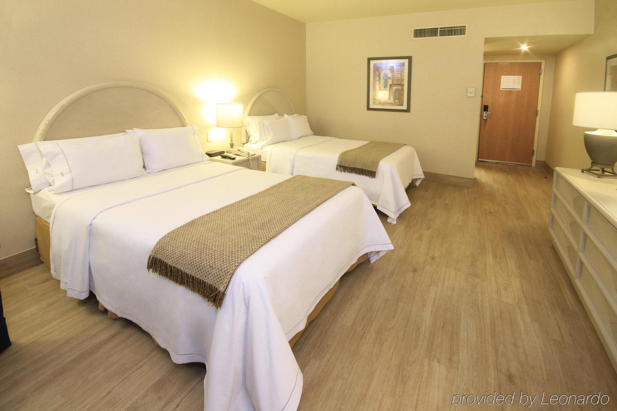 Holiday Inn Express Monterrey Galerias-San Jeronimo, An Ihg Hotel Exterior photo